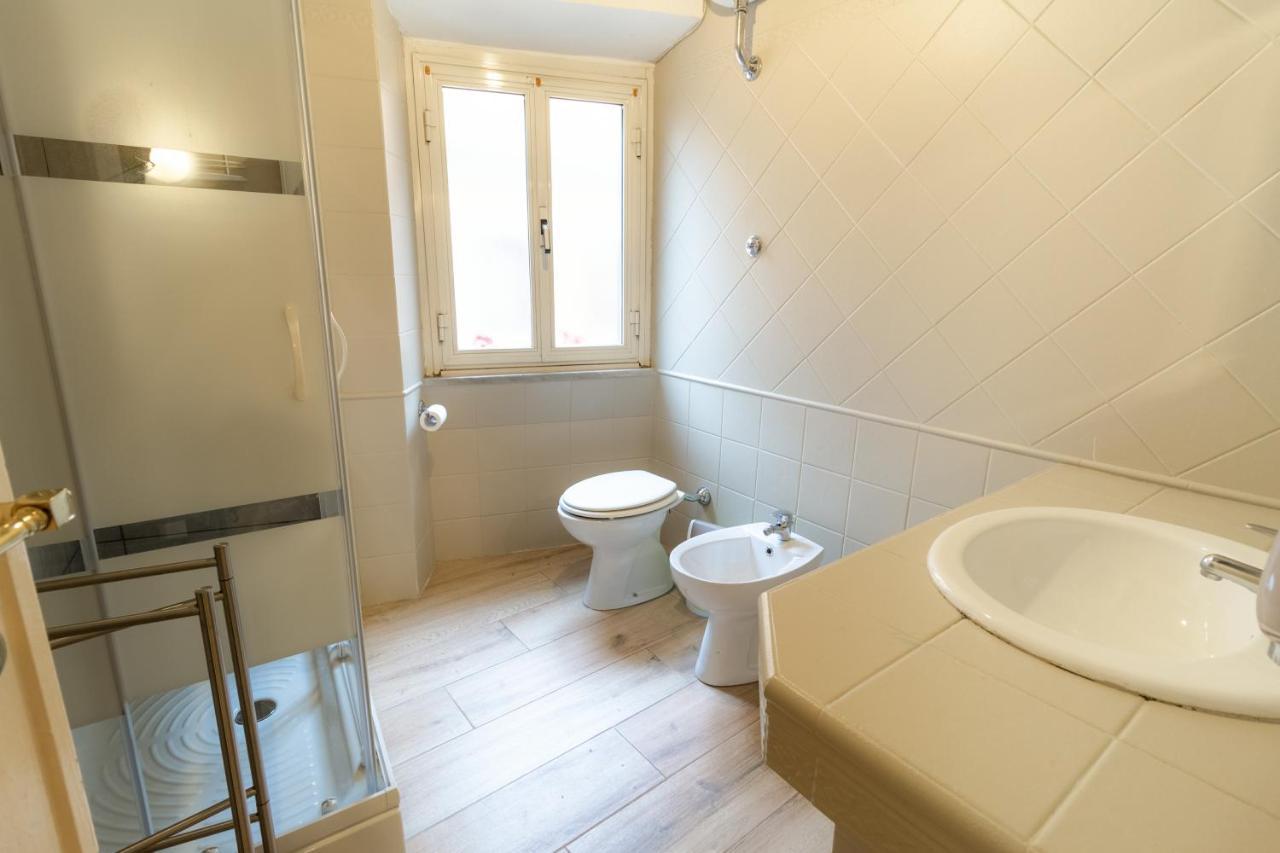 רומא Trastevere Four Seasons Trilussa 2 מראה חיצוני תמונה
