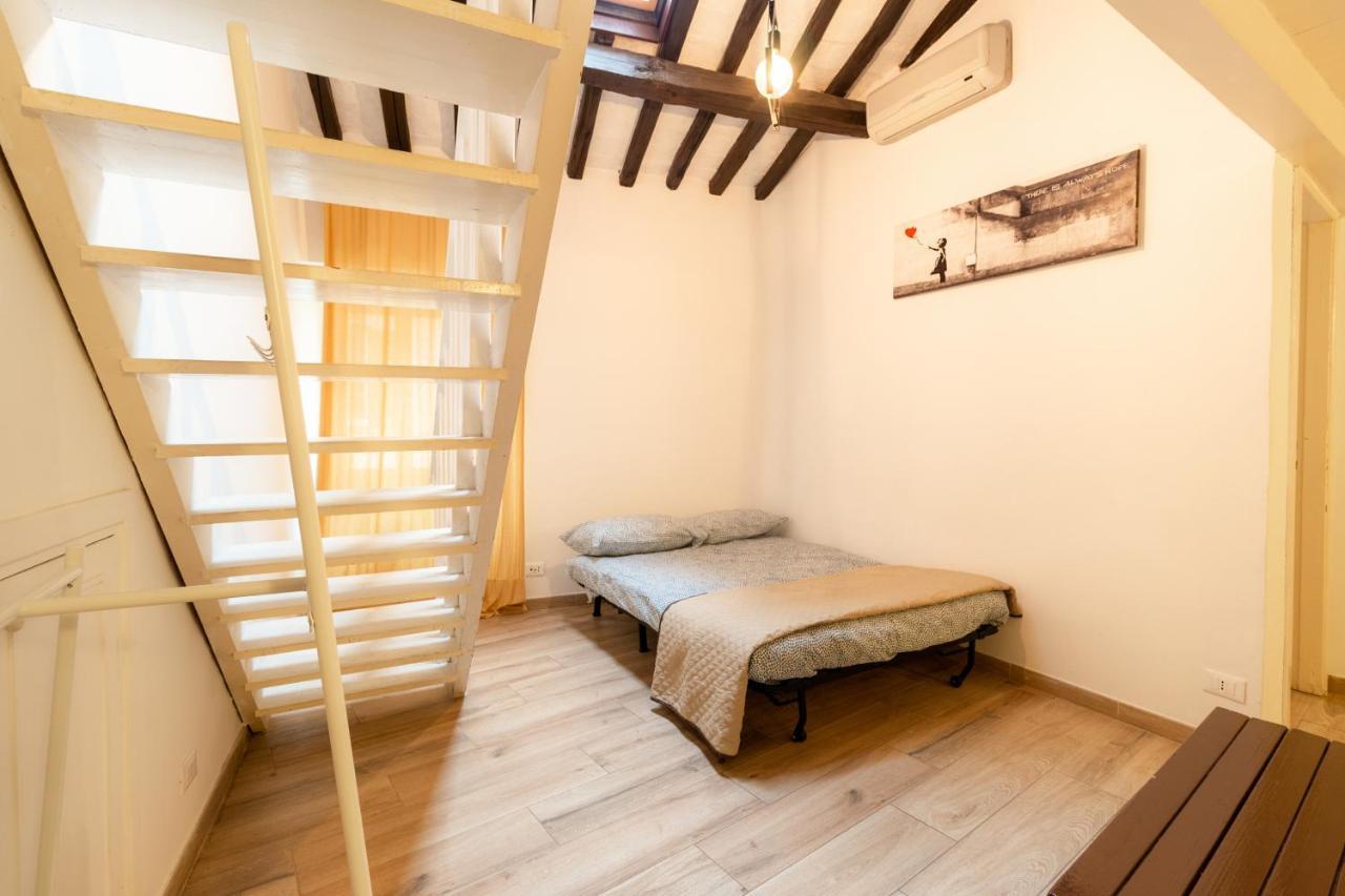 רומא Trastevere Four Seasons Trilussa 2 מראה חיצוני תמונה