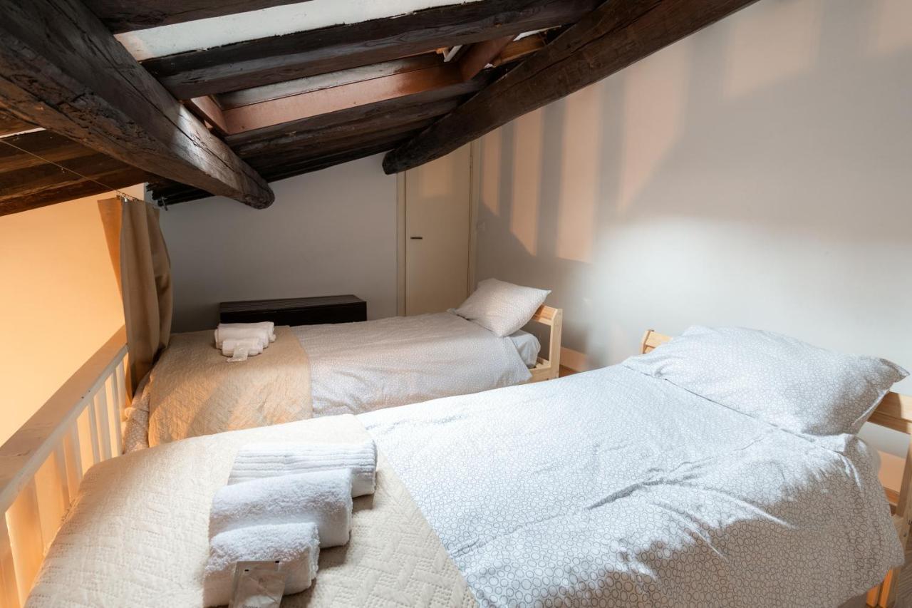 רומא Trastevere Four Seasons Trilussa 2 מראה חיצוני תמונה