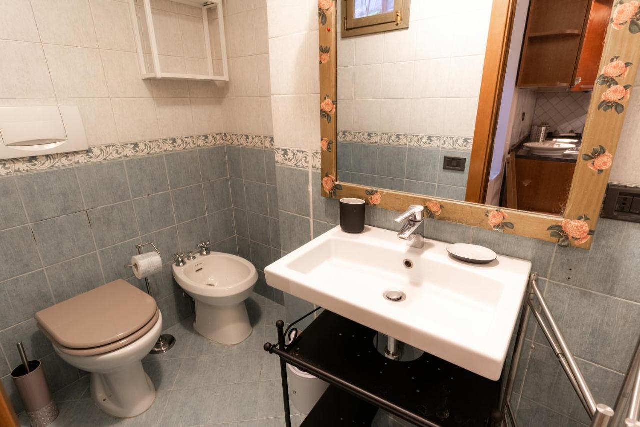 רומא Trastevere Four Seasons Trilussa 2 מראה חיצוני תמונה