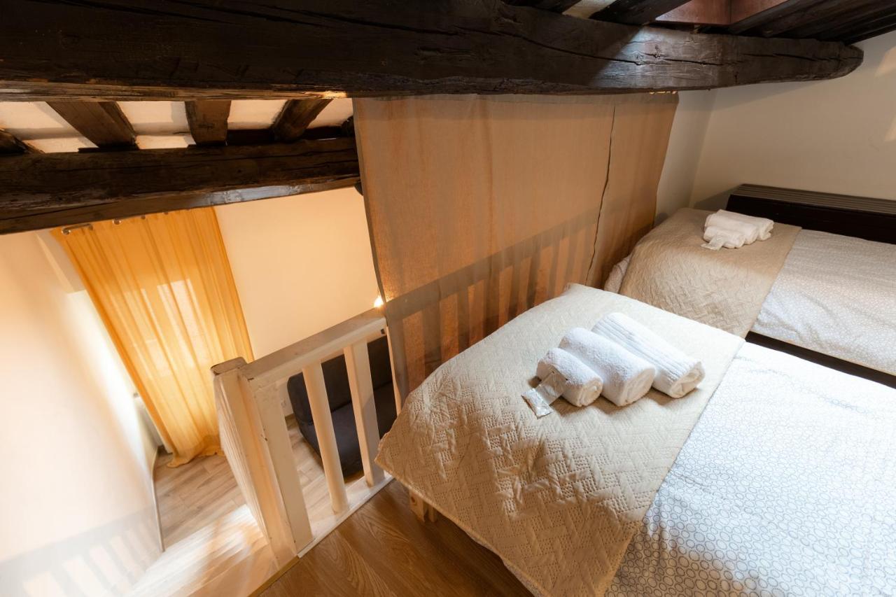 רומא Trastevere Four Seasons Trilussa 2 מראה חיצוני תמונה